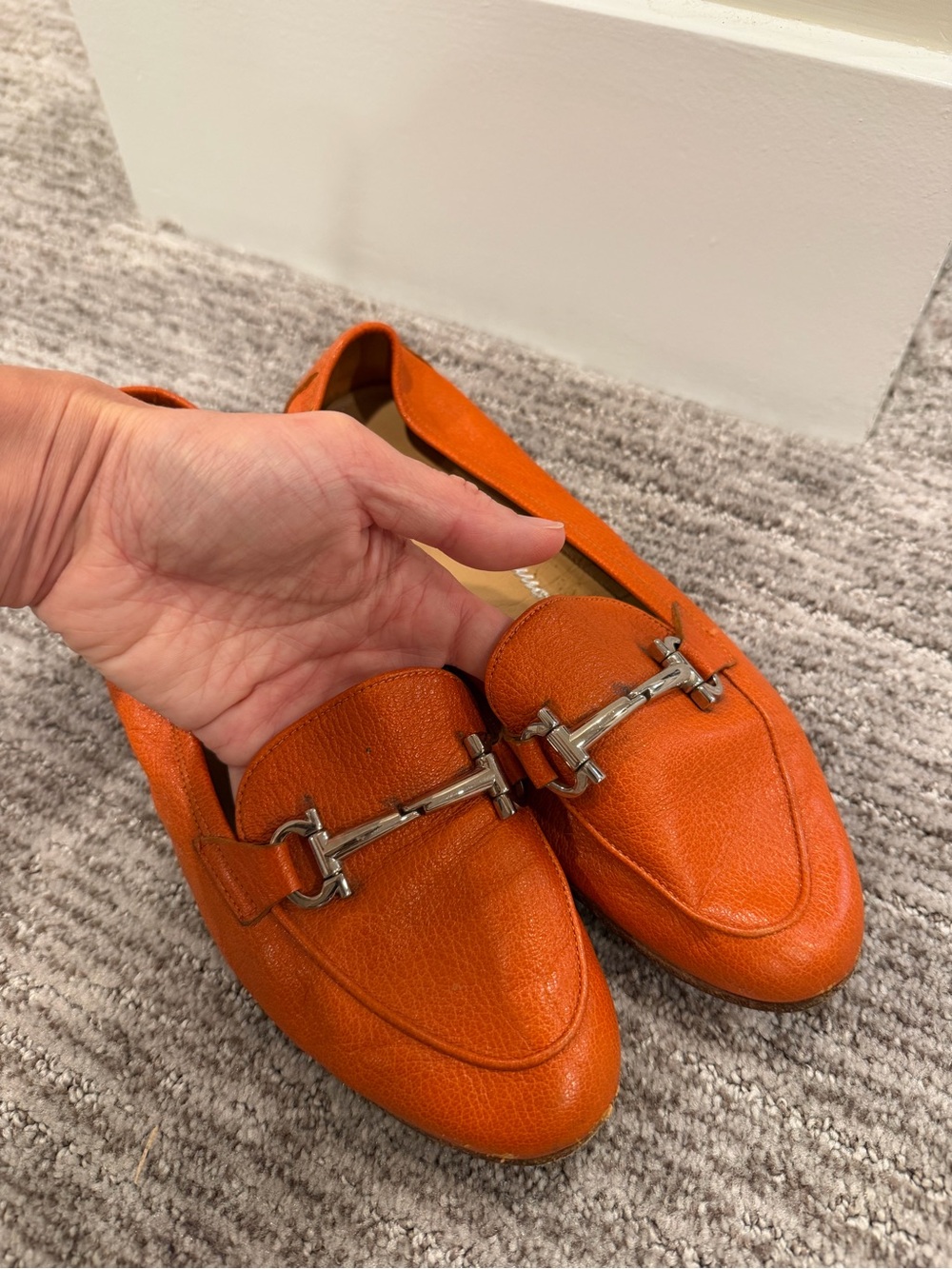 Salvatore Ferragamo Orange Pebbled Leather Gancini Bit Loofers Flats Size 7 M